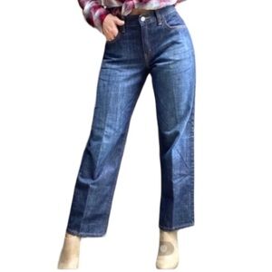 Levi's 577 Highrise Loose Fit Crop Ladies Size 14 Jeans Medium Wash 100% Cotton